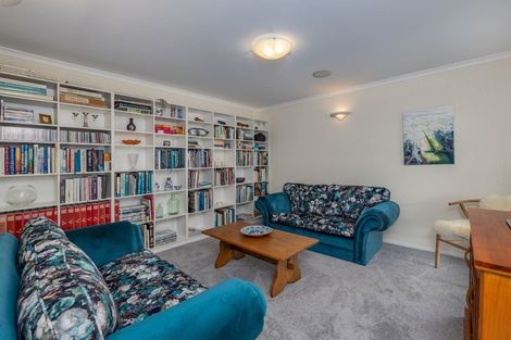 Photo of property in 10 Kilountain Place, Kerikeri, 0230