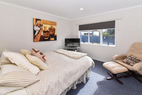 Photo of property in 25a Short Street, Papakura, 2110