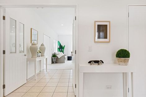 Photo of property in 5 Levinge Lane, Hillmorton, Christchurch, 8024