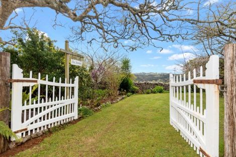 Photo of property in 742 Ngunguru Road, Glenbervie, Whangarei, 0173