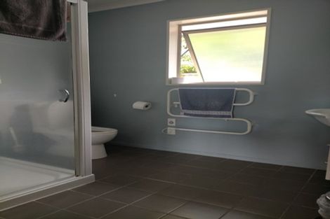 Photo of property in 4 Zuppicich Lane, Woodend, 7610