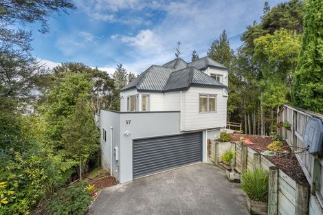 Photo of property in 1/57 James Evans Drive, Northcote, Auckland, 0627