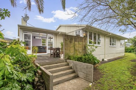 Photo of property in 1/6 Titoki Avenue, Mangere Bridge, Auckland, 2022
