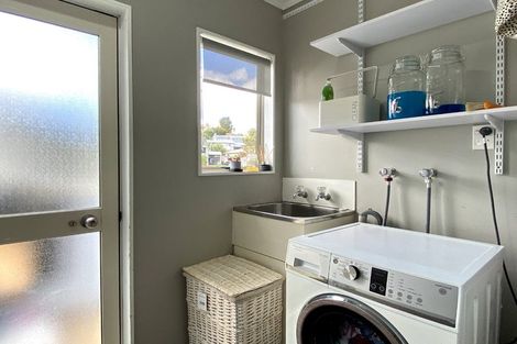 Photo of property in 39 Jonathon Street, Brookfield, Tauranga, 3110