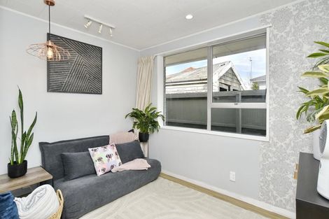 Photo of property in 2/144 Main North Road, Papanui, Christchurch, 8052