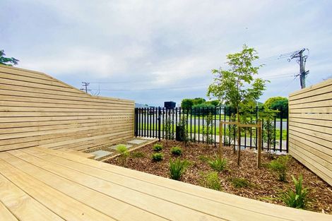 Photo of property in 588d Te Atatu Road, Te Atatu Peninsula, Auckland, 0610