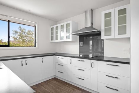 Photo of property in 12 Waenga Drive, Cromwell, 9310