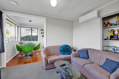 Photo of property in 45 Reid Avenue, Hawera, 4610