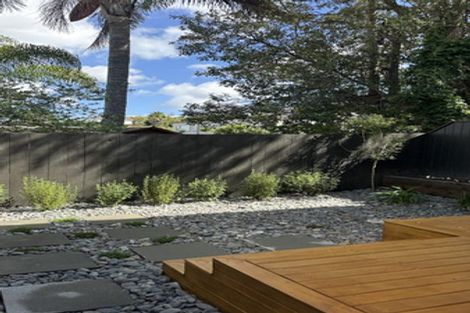 Photo of property in 3/15 Sea Vista Avenue, Beach Haven, Auckland, 0626