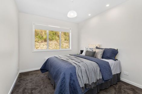 Photo of property in 51a Banks Boulevard, Whitby, Porirua, 5024