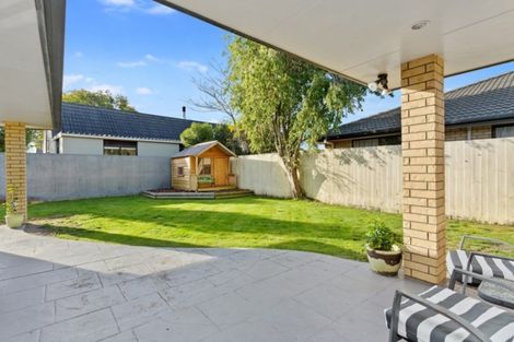 Photo of property in 8 Watkins Drive, Rangiora, 7400