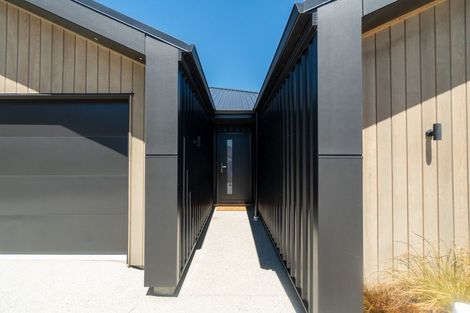 Photo of property in 93 Jack Hanley Drive, Jacks Point, Queenstown, 9371