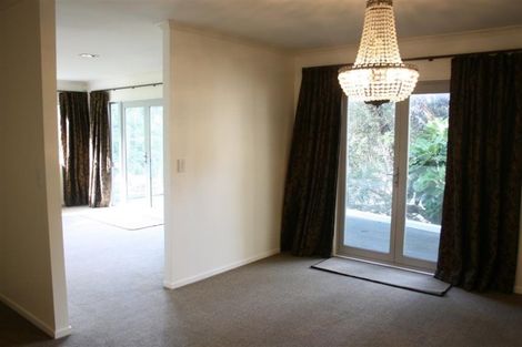 Photo of property in 15 Onslow Road, Khandallah, Wellington, 6035