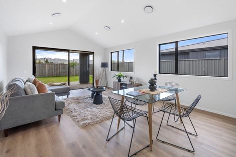 Photo of property in 11 Hereford Drive, Carterton, 5713