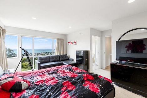 Photo of property in 2/491 Whangaparaoa Road, Stanmore Bay, Whangaparaoa, 0932