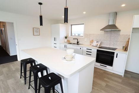 Photo of property in 16 Mcmullan Place, Oamaru North, Oamaru, 9400