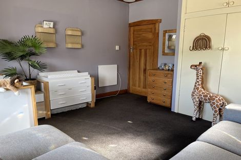 Photo of property in 55 Tauhinu Road, Miramar, Wellington, 6022