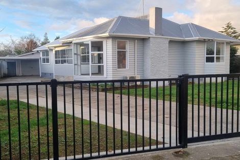 Photo of property in 7 Meadowvale Drive, Levin, 5510