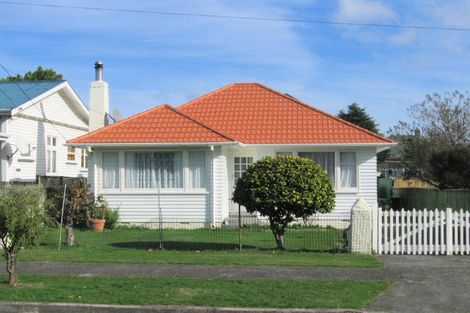 Photo of property in 4 Charles Street, Belmont, Lower Hutt, 5010