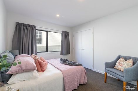 Photo of property in 25 Helvetia Grove, Naenae, Lower Hutt, 5011