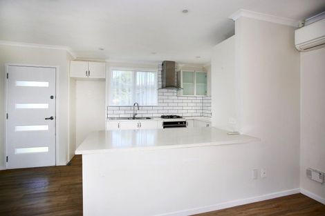 Photo of property in 1/1 Cooper Place, Papakura, 2110