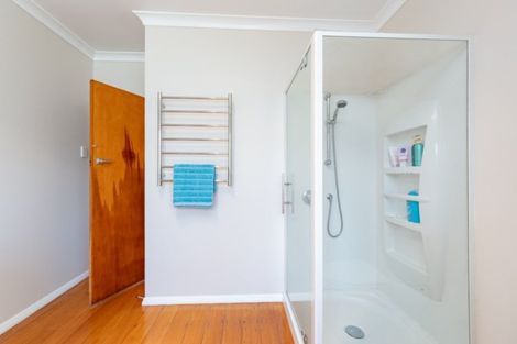 Photo of property in 19 Oxford Crescent, Ebdentown, Upper Hutt, 5018