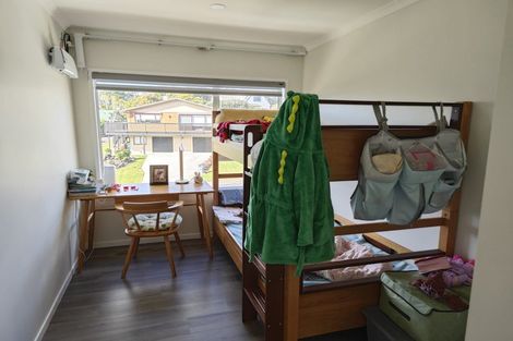 Photo of property in 62 Spence Road, Henderson, Auckland, 0612