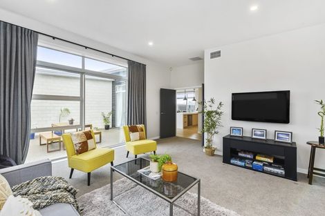 Photo of property in 37 Hudson Place, Paraparaumu, 5032