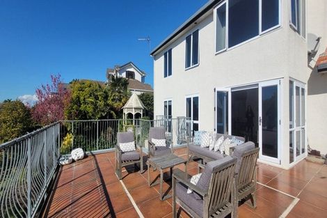 Photo of property in 152 Lake Crescent, Hamilton Lake, Hamilton, 3204