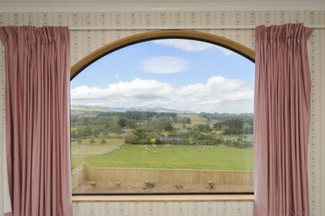 Photo of property in 62 Pacific Drive, Fitzherbert, Palmerston North, 4410