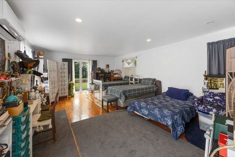 Photo of property in 95 Wallace Road, Mangere Bridge, Auckland, 2022