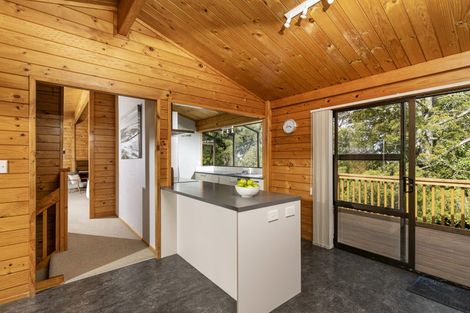 Photo of property in 7 Chardon Place, Henderson, Auckland, 0612