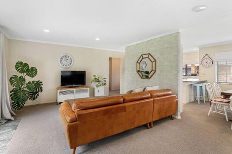 Photo of property in 21a Butterworth Avenue, Opaheke, Papakura, 2113