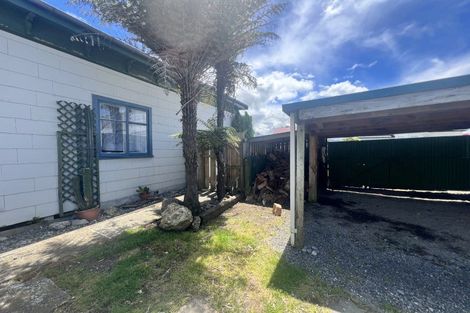 Photo of property in 18 Denmark Street, Dannevirke, 4930