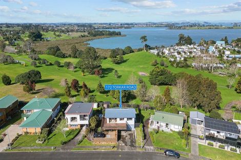 Photo of property in 172 Torkar Road, Clarks Beach, 2122