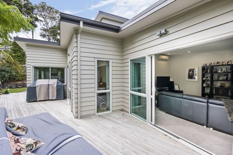 Photo of property in 10 Treetops Way, Bayview, Auckland, 0629