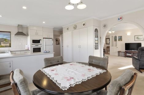 Photo of property in 17 Lotus Avenue, Mount Maunganui, 3116