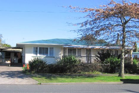 Photo of property in 42 Cosgrave Road, Papakura, 2110