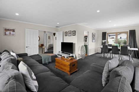 Photo of property in 28 Russell Robertson Drive, Havelock North, 4130