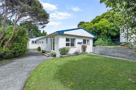Photo of property in 19 Kimball Place, Johnsonville, Wellington, 6037