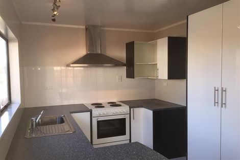 Photo of property in 2/195 Rathgar Road, Henderson, Auckland, 0610