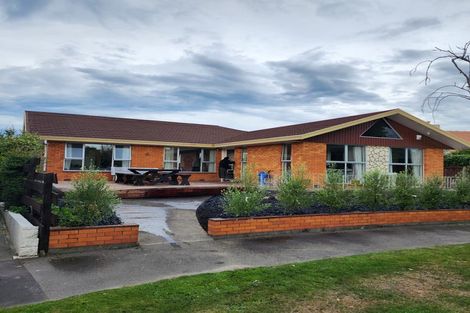 Photo of property in 19 Rutherglen Avenue, Ilam, Christchurch, 8041