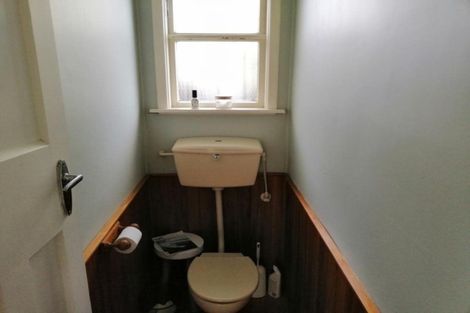 Photo of property in 107 Nevay Road, Miramar, Wellington, 6022