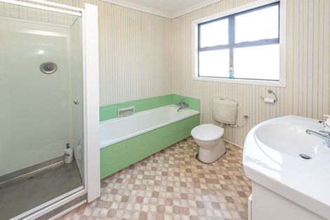 Photo of property in 75 Fitzherbert Avenue, Tawhero, Whanganui, 4501