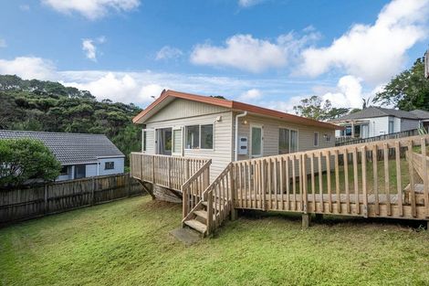 Photo of property in 66 Spinella Drive, Bayview, Auckland, 0629