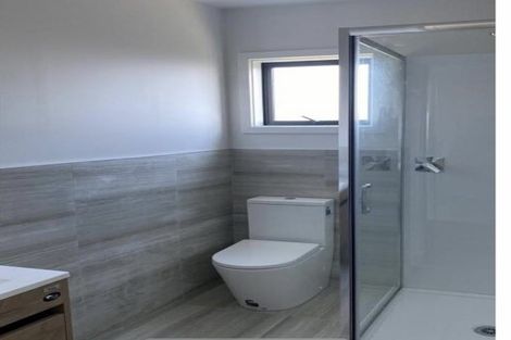 Photo of property in 33 Peihana Road, Hobsonville, Auckland, 0616