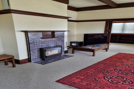 Photo of property in 7 Maungakiekie Avenue, Greenlane, Auckland, 1051