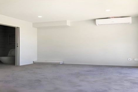 Photo of property in 3 Gamble Way, Massey, Auckland, 0614