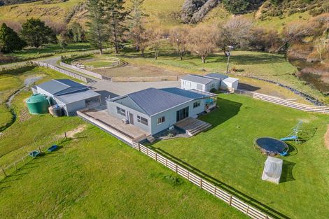 Photo of property in 10 Station Road, Mauriceville, Masterton, 5882