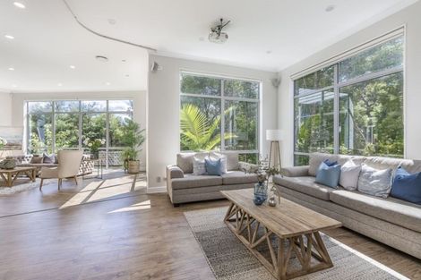 Photo of property in 47 Blacks Road, Greenhithe, Auckland, 0632